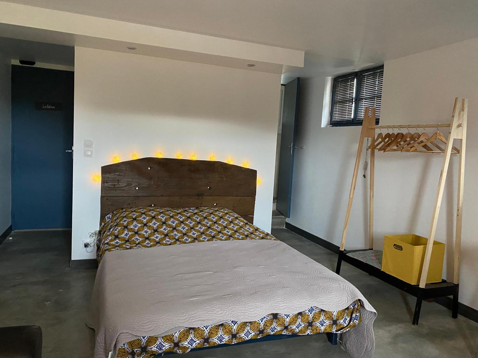 Chambre D'Hotes 2P, Gestion Libre, Espace Piscine Partage Alba-la-Romaine Extérieur photo